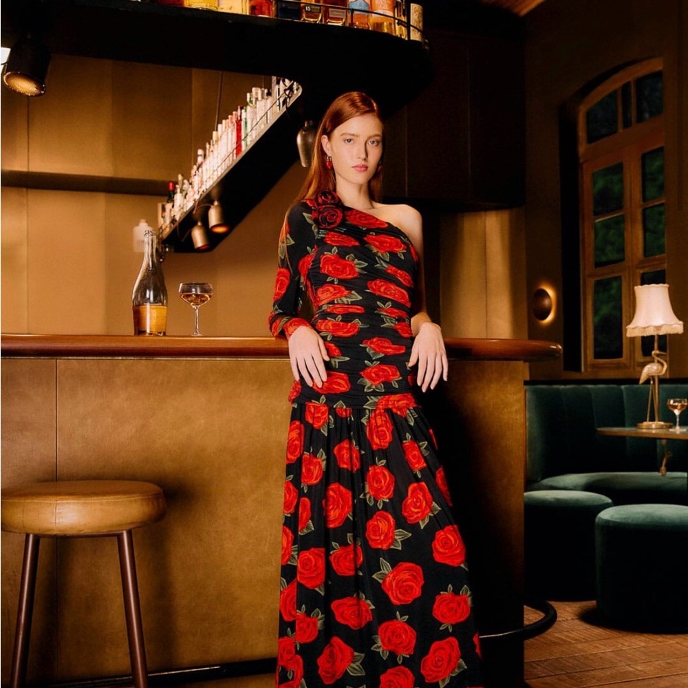 FARM Rio One-Shoulder Dress with Red Floral Design